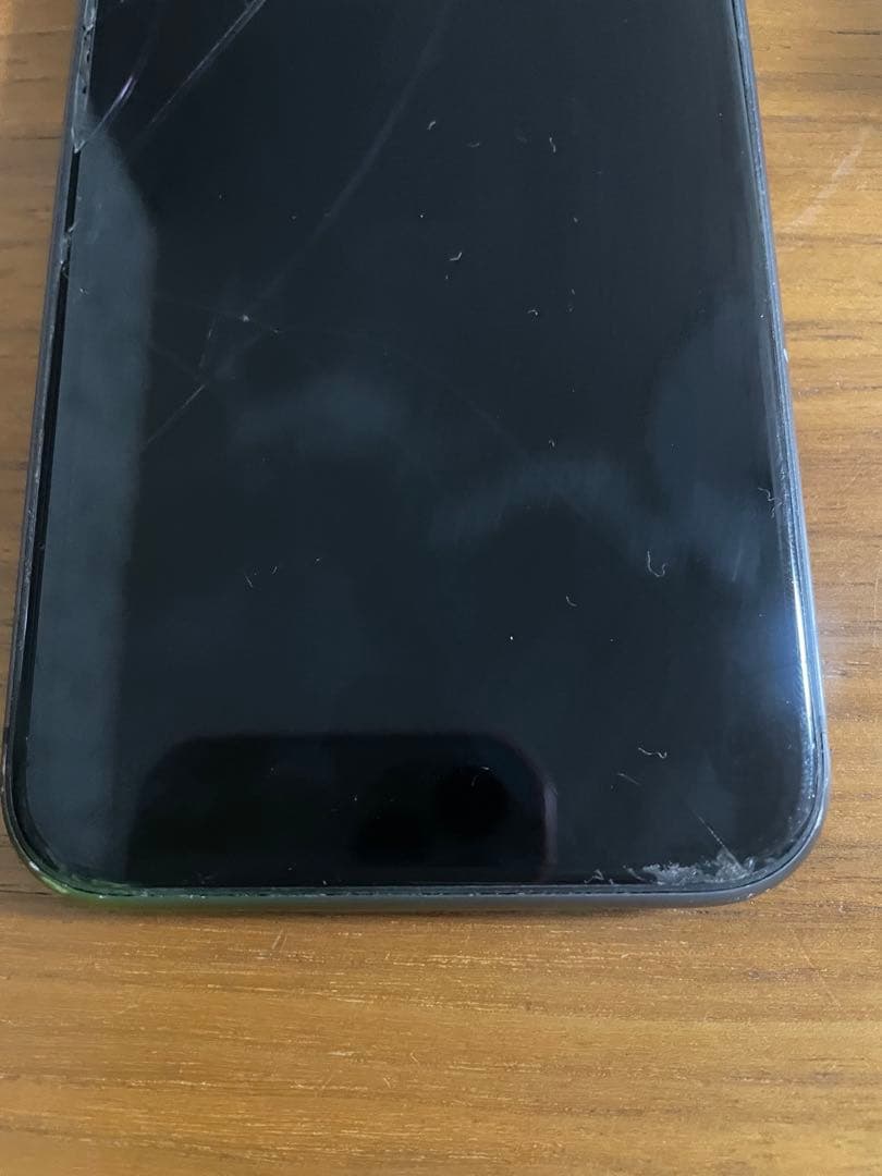 iPhone11 画面割れ