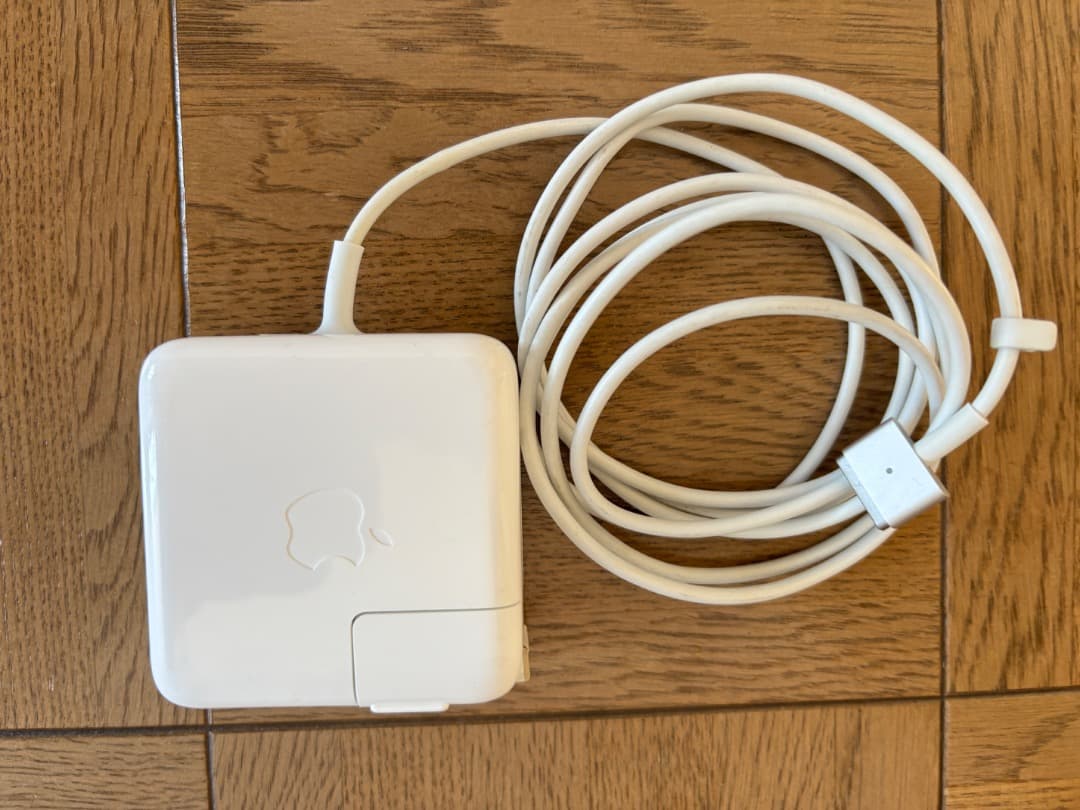 MacBook Air 13.3-inch2017MQD32J／ACorei5