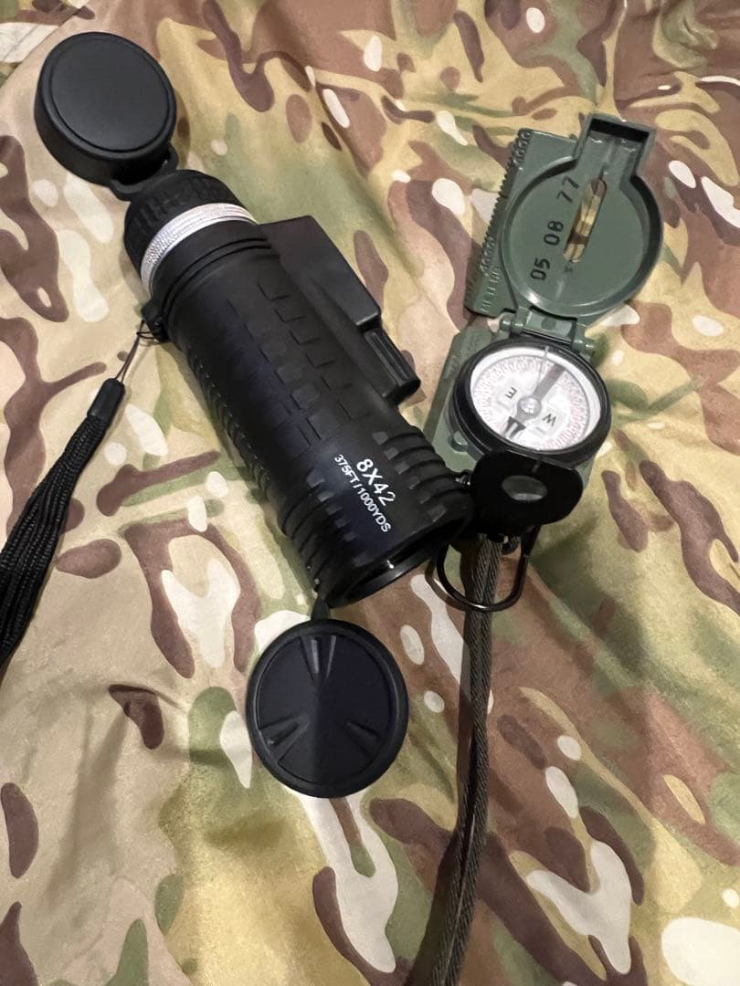 タクティカル実用装備品セット 単眼鏡オークリーアイウェア サバゲー ミリタリー