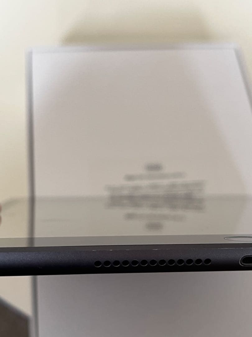 iPad 第7世代　Wi-Fiモデル　32GB