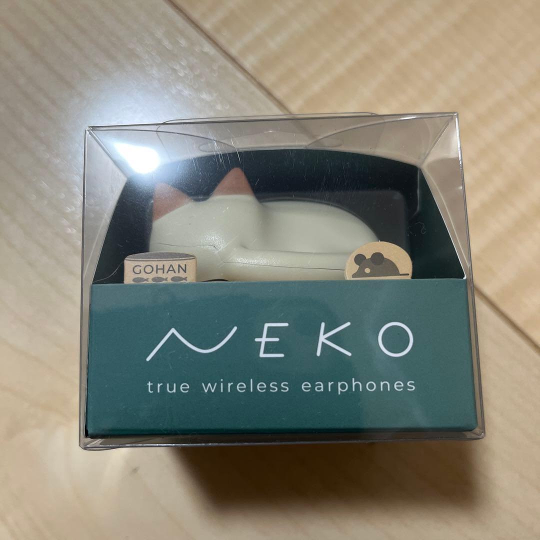 イヤホン　ラディウス　猫　ワイヤレス