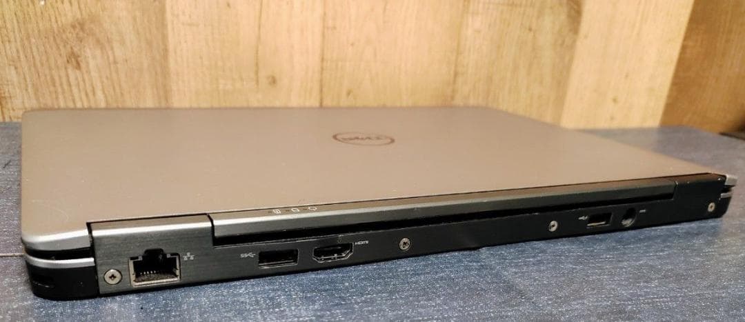 DELL ノートパソコン Corei5 メモリ8GB SSD256GB