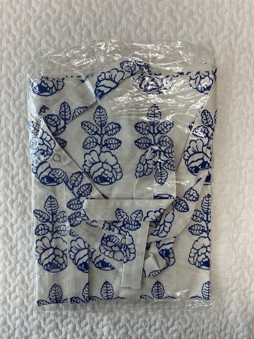 【新品未使用】marimekoマリメッコ　ヴィヒキルース/エプロン