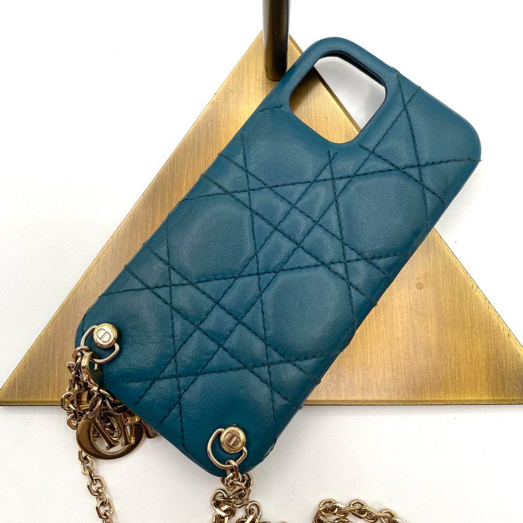 Christian Dior iPhoneケース　カナージュ　チャーム付き