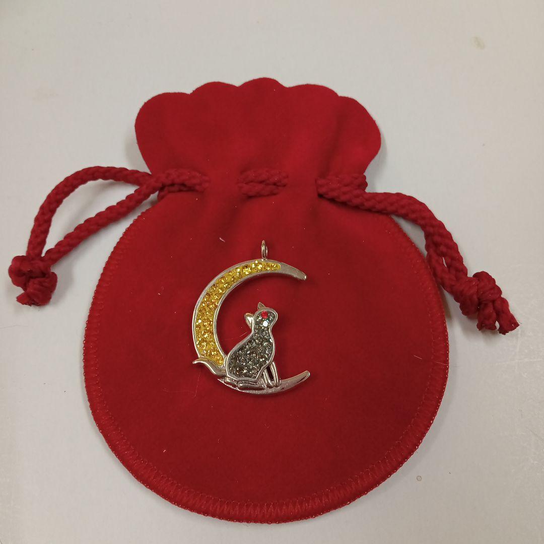 スワロフスキー　❆ペンダントトップ❆　ハンドメイド❀