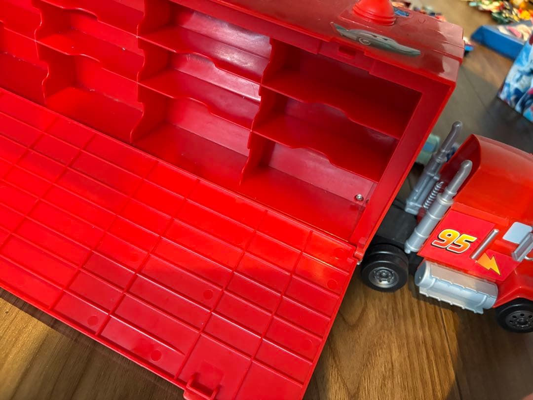 大量　44体Cars Lightning McQueen ミニカーセット