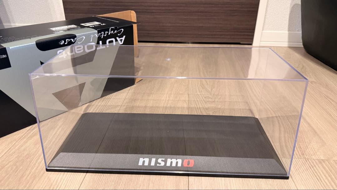 AUTOart NISSAN R35 GT-R NISMO ホワイトパール