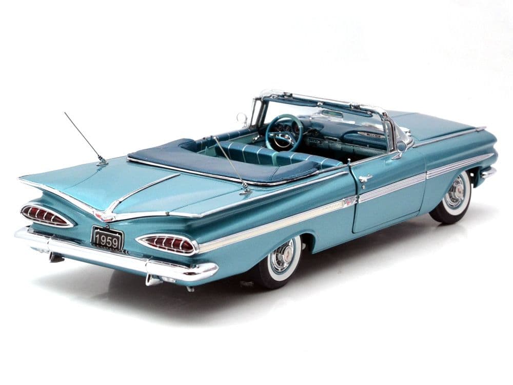 1959 シボレー　インパラ　コンバーチブル