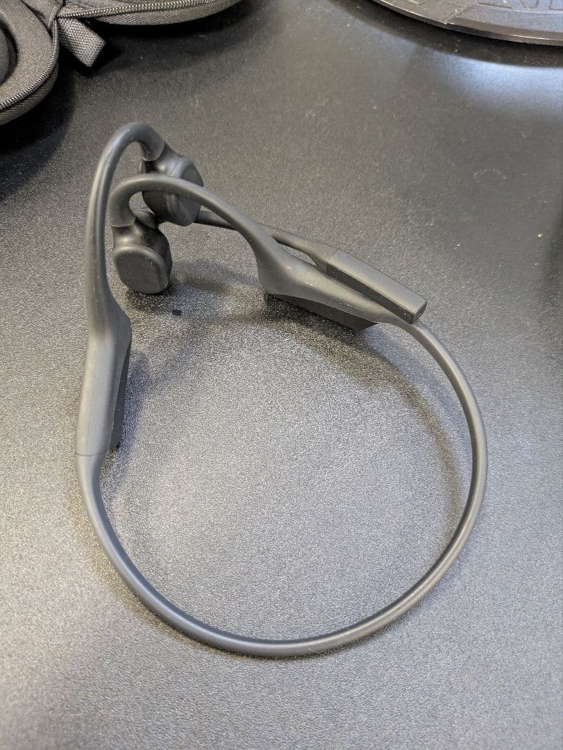 shokz openconn2 ケース付き