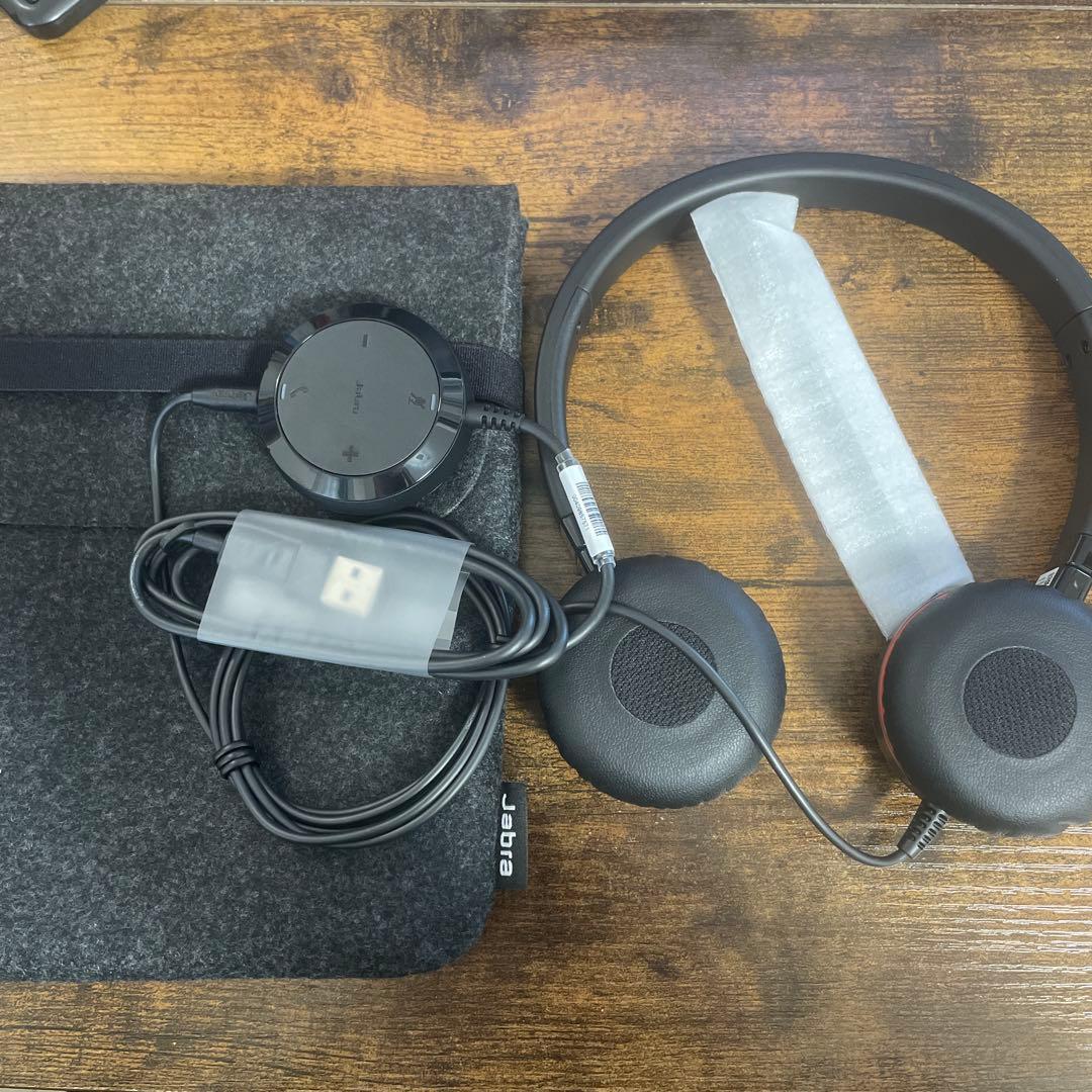 未使用 Jabra Evolve 30 II、ケース有