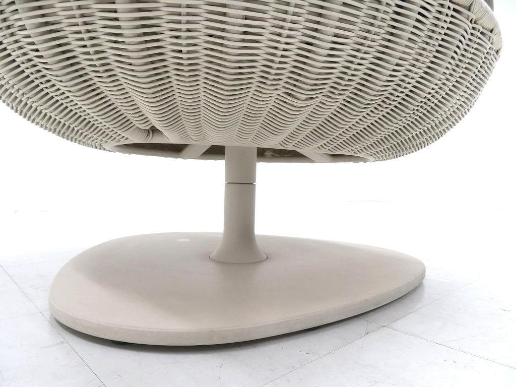 展示品　デドン　回転式　ラウンジチェア　アウトドア　ソファ　高級　モダン