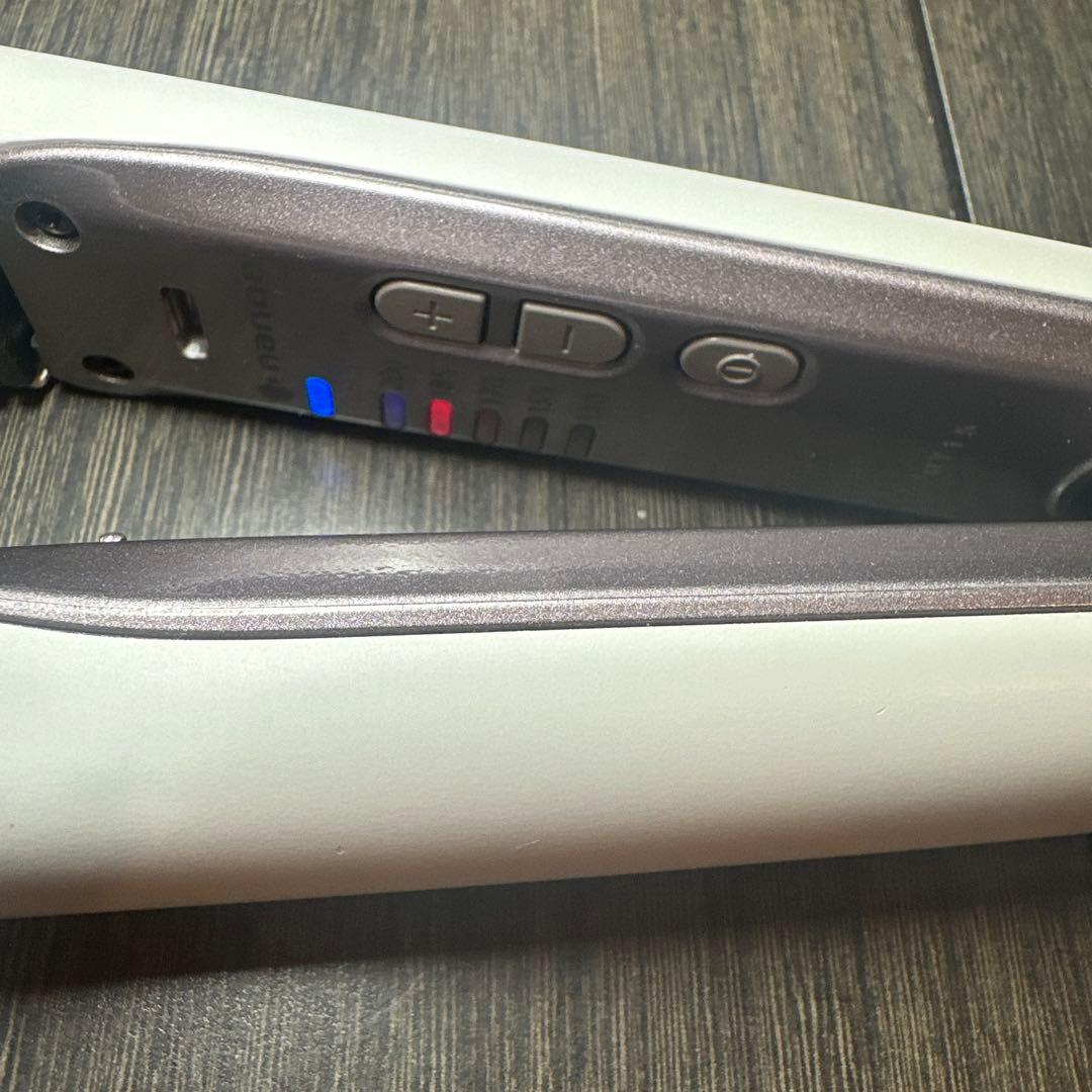 Panasonic ナノケアストレートヘアアイロンEH-HS9J
