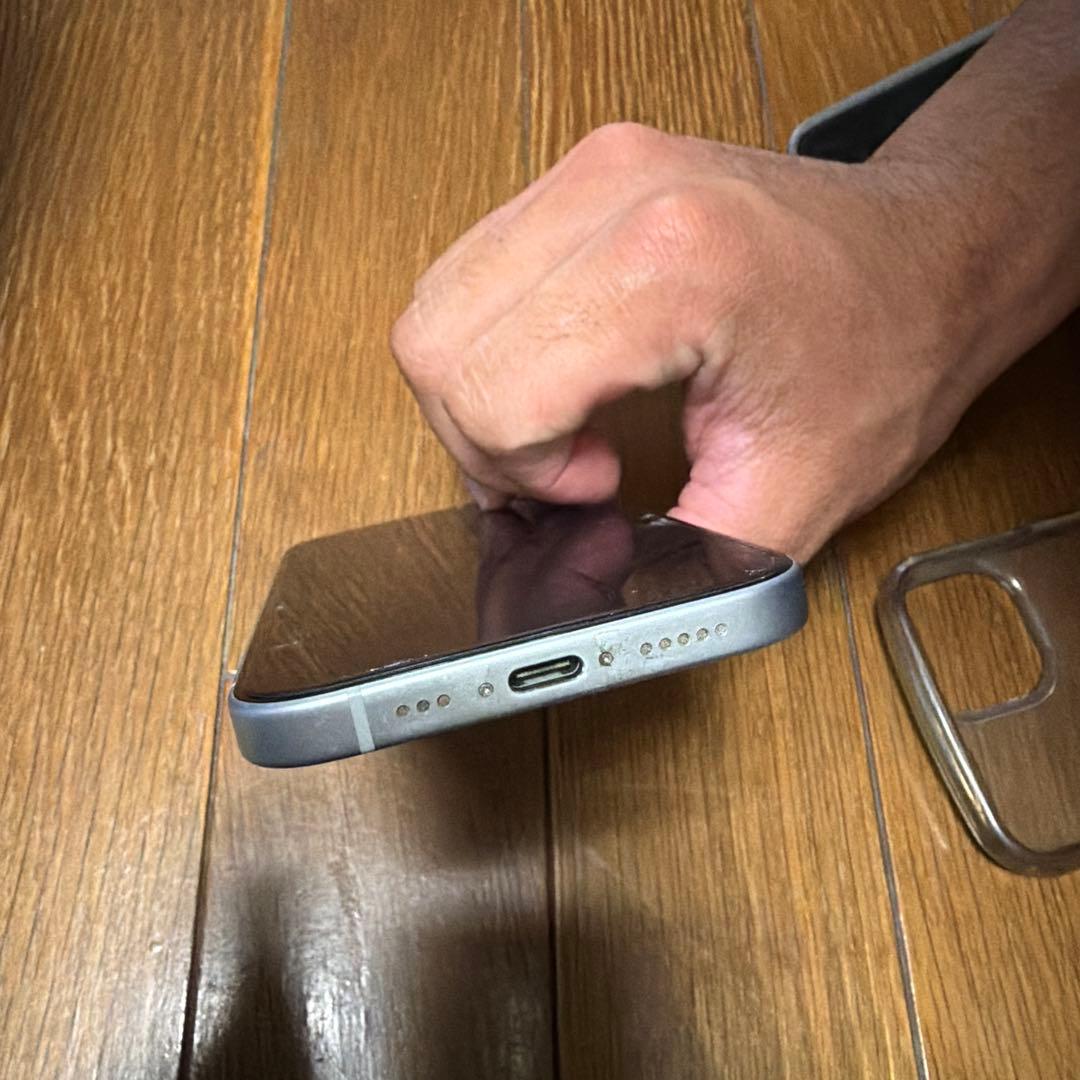 iPhone15 バッテリー87%
