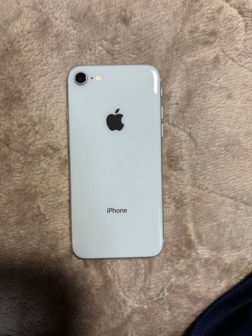 Apple iPhone 8本体 バッテリー100% 【ジャンク】
