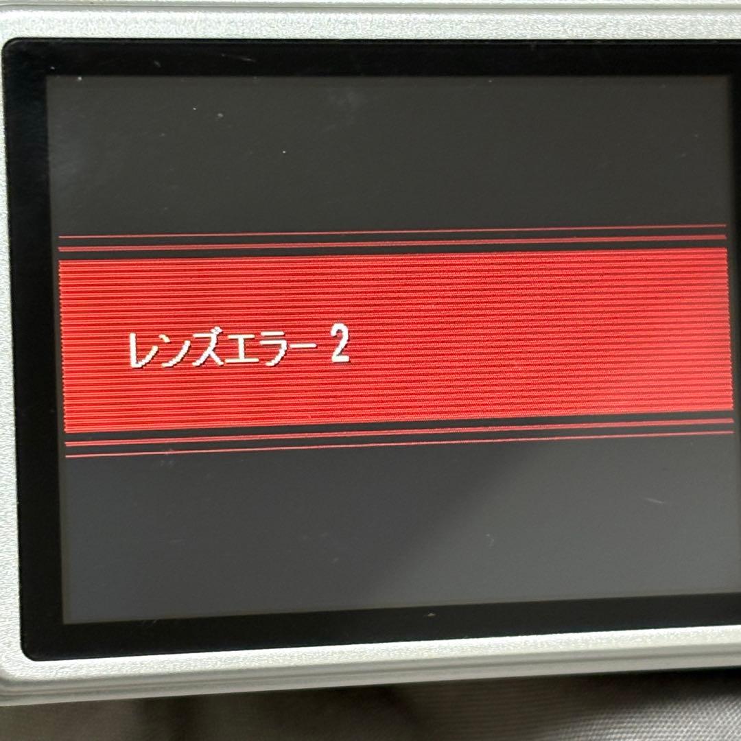 CASIO カメラ　エクシリム　EX-ZS100 シルバー　コンデジ　動作品