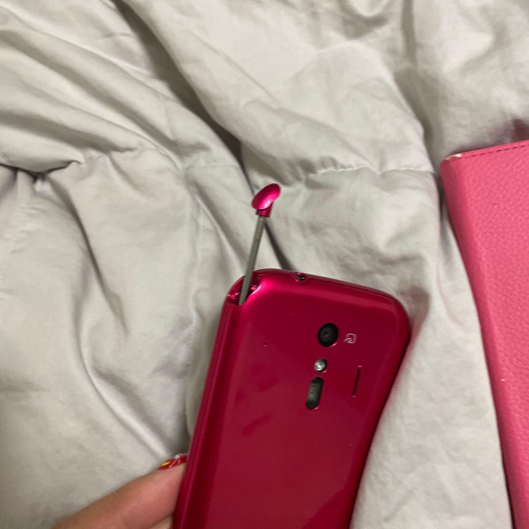 ドコモ　らくらくスマートフォン me (F-01L)