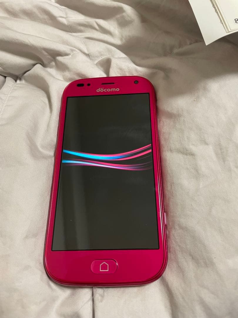 ドコモ　らくらくスマートフォン me (F-01L)