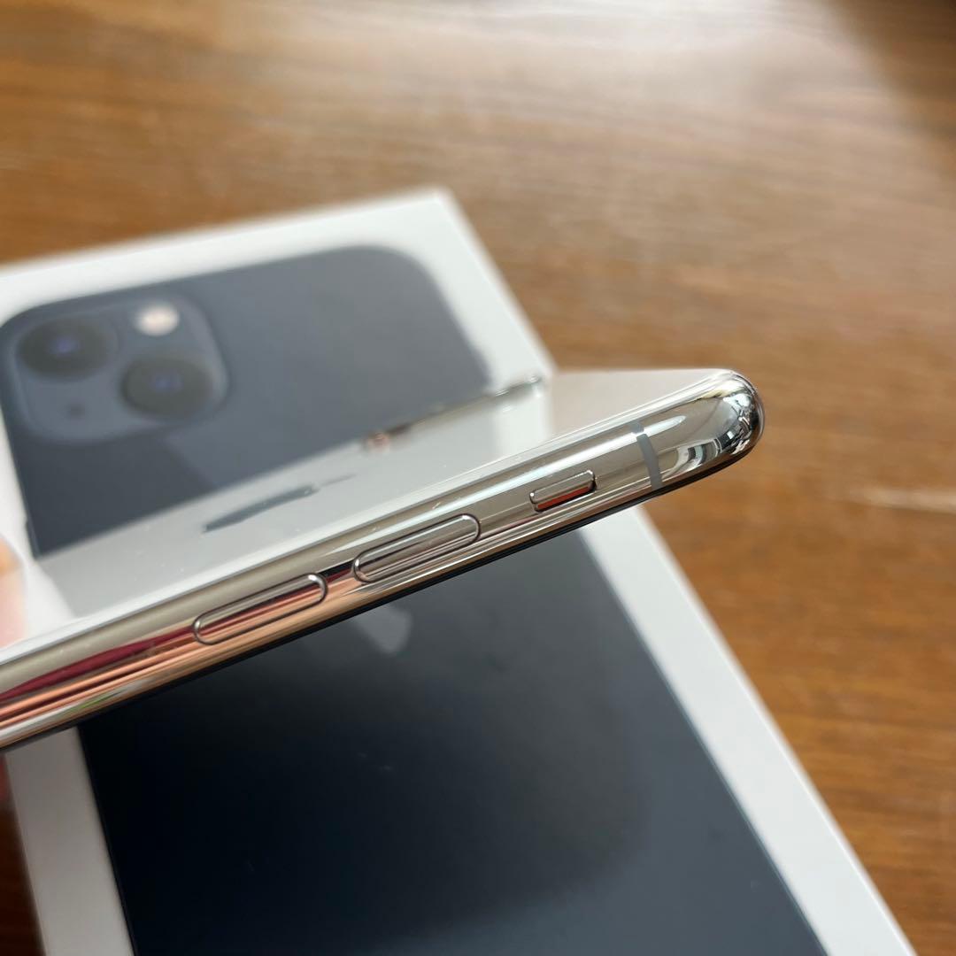 Apple iPhone X ホワイト　256GB