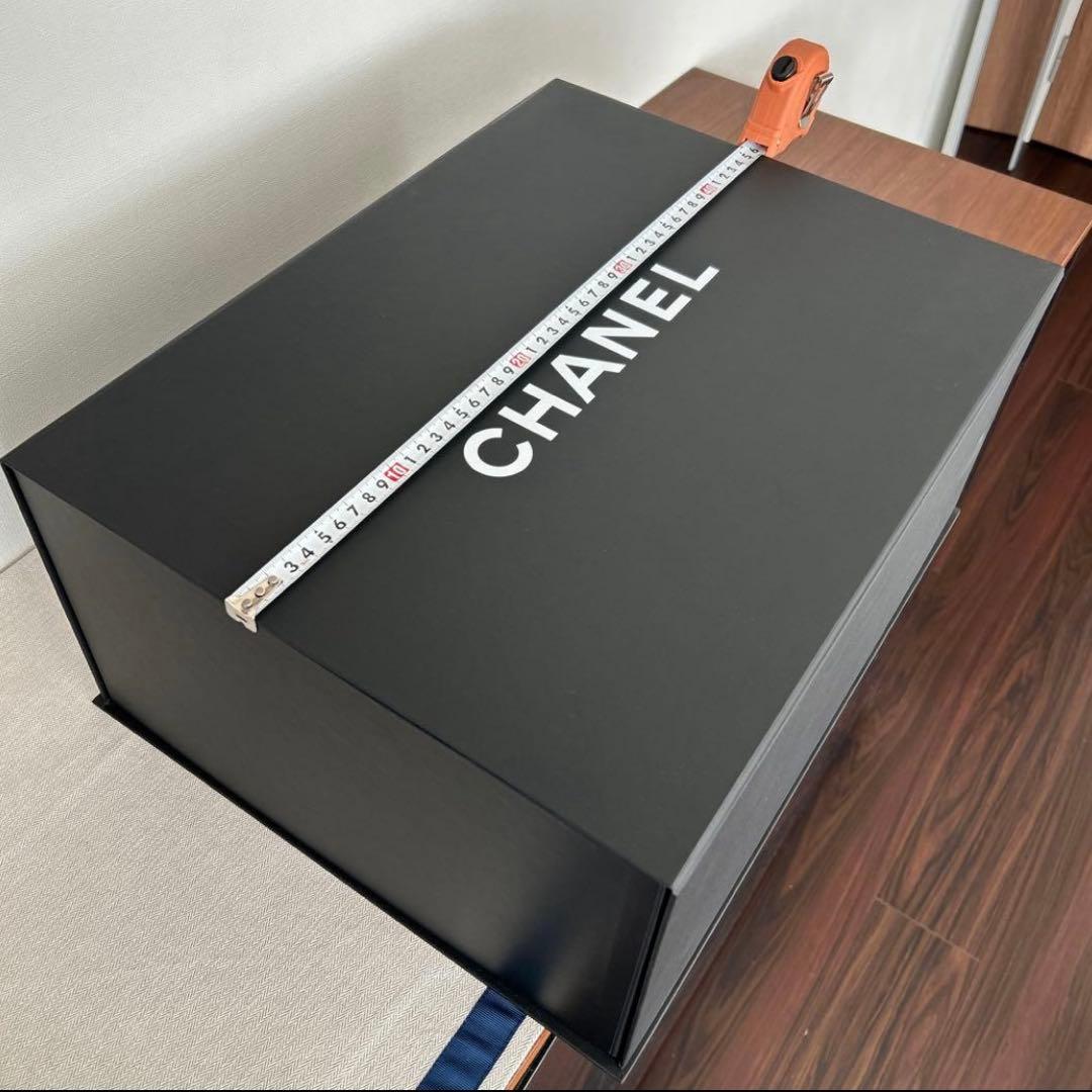 シャネル　ギフト箱　マグネット式ボックス ブラック特大　CHANEL薄紙つき