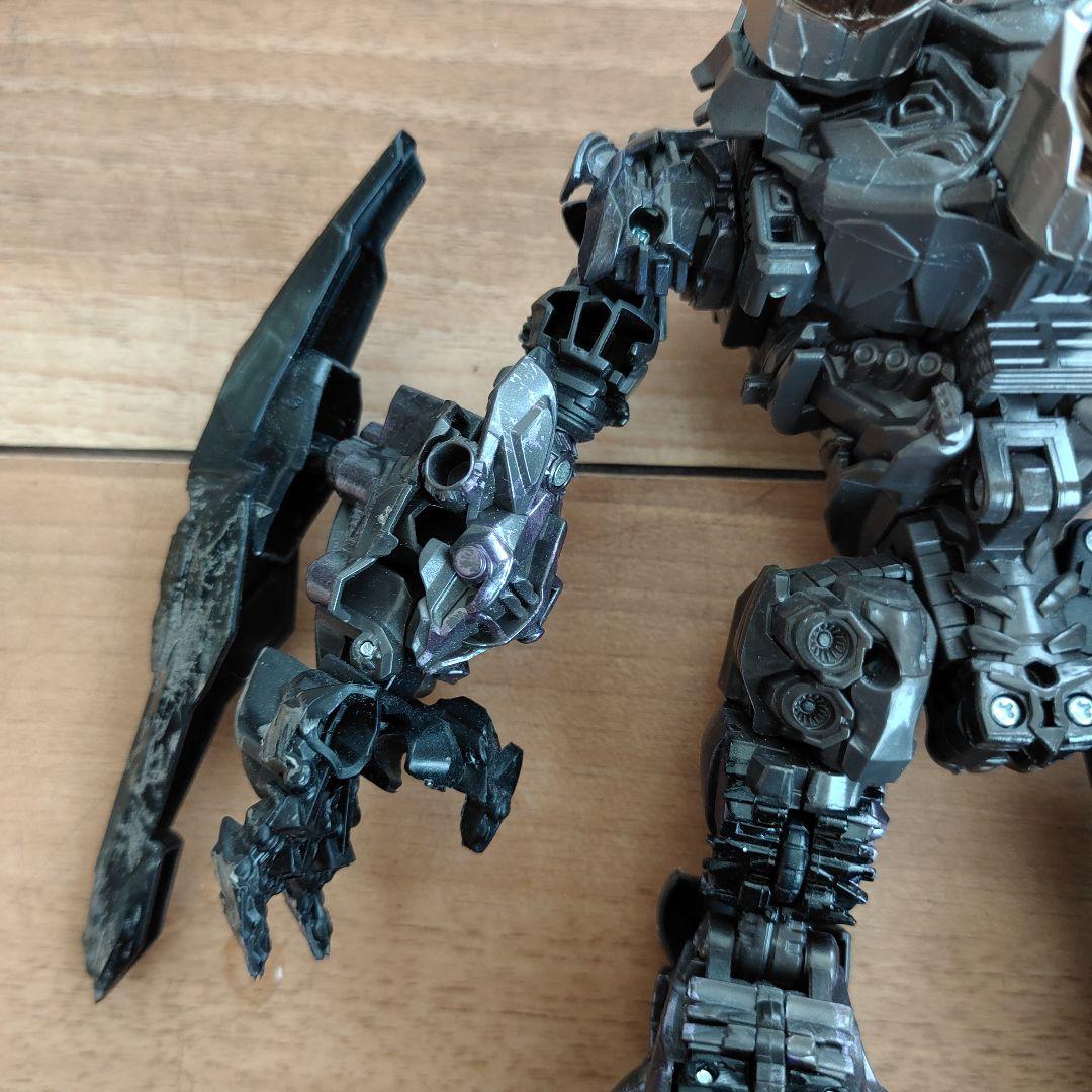 トランスフォーマー ショックウェーブ SS-45 スタジオシリーズ