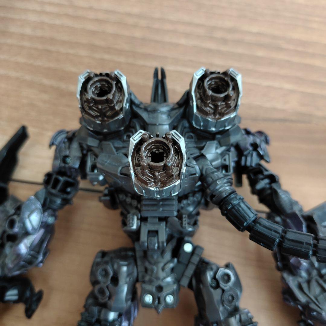 トランスフォーマー ショックウェーブ SS-45 スタジオシリーズ