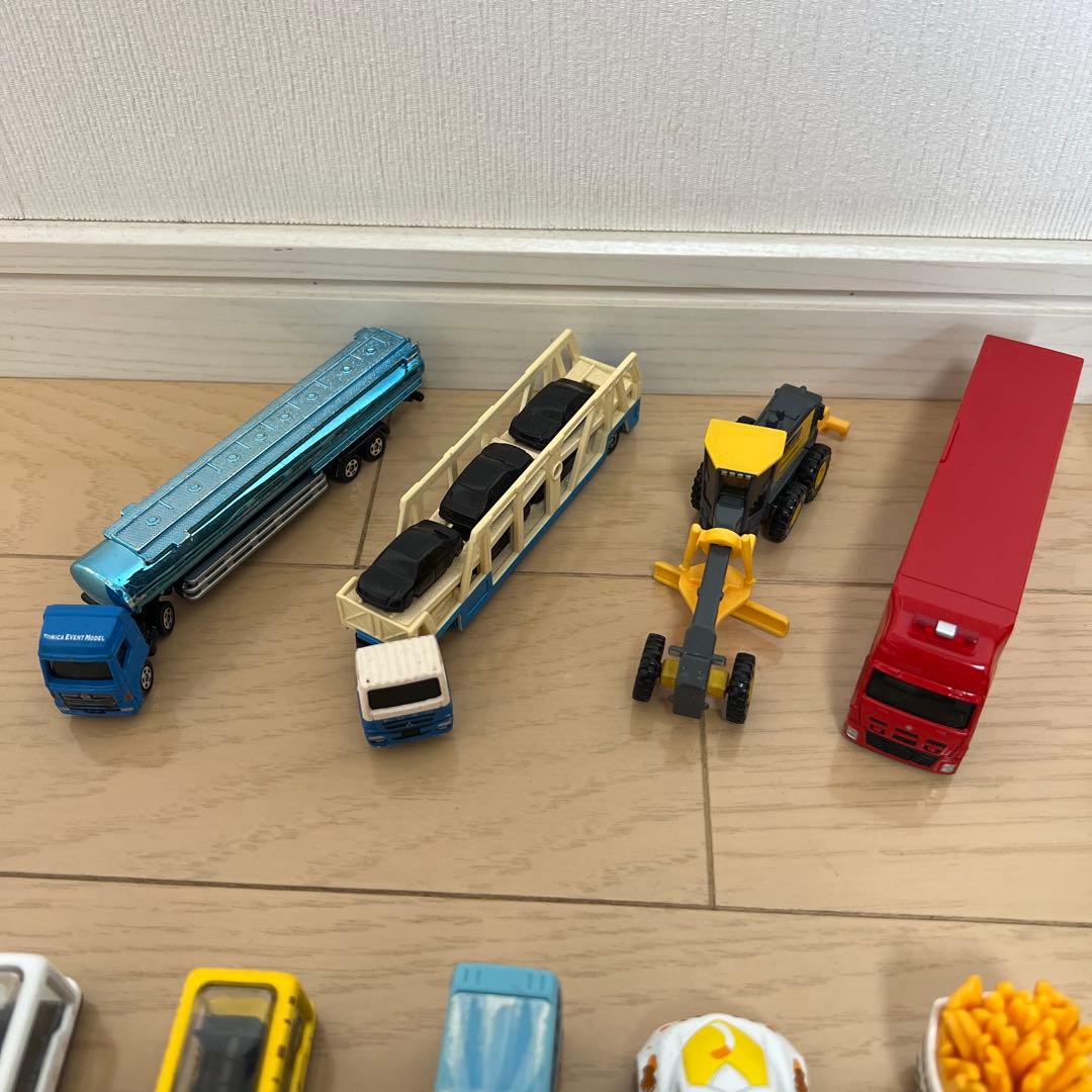 トミカ　ミニカー　トミカタウン　ビルドシティ　セブンイレブン　まとめ売り