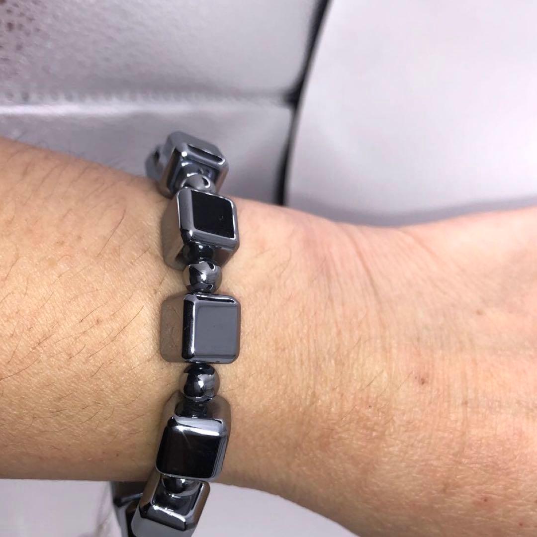 大特価　テラヘルツ 10mm シンプル ブレスレット 天然石 美容 健康