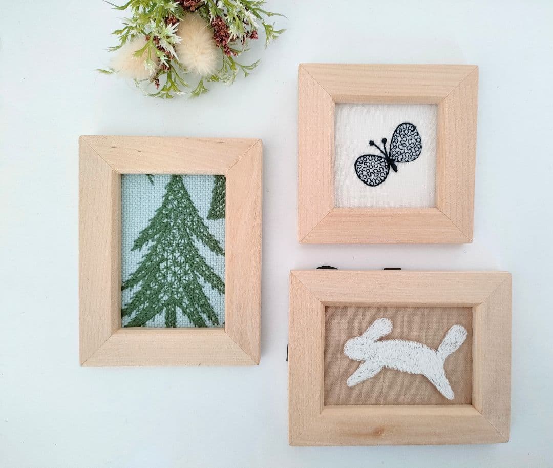 SOLD ミナペルホネン　ファブリックフレー厶　３点セット　春色