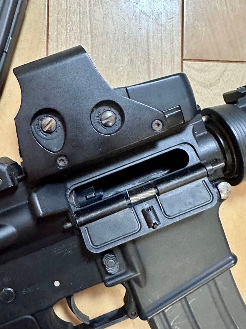 東京マルイ M4A1 MWS ガスブロ　18歳以上　マガジン3本ホロサイト付き