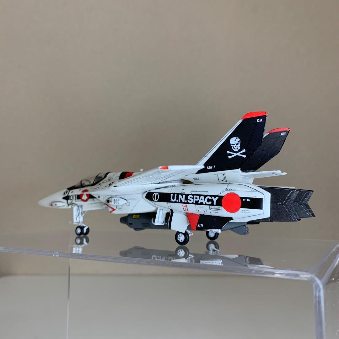 超時空要塞マクロス VF-1A バルキリー（完成品）1/72