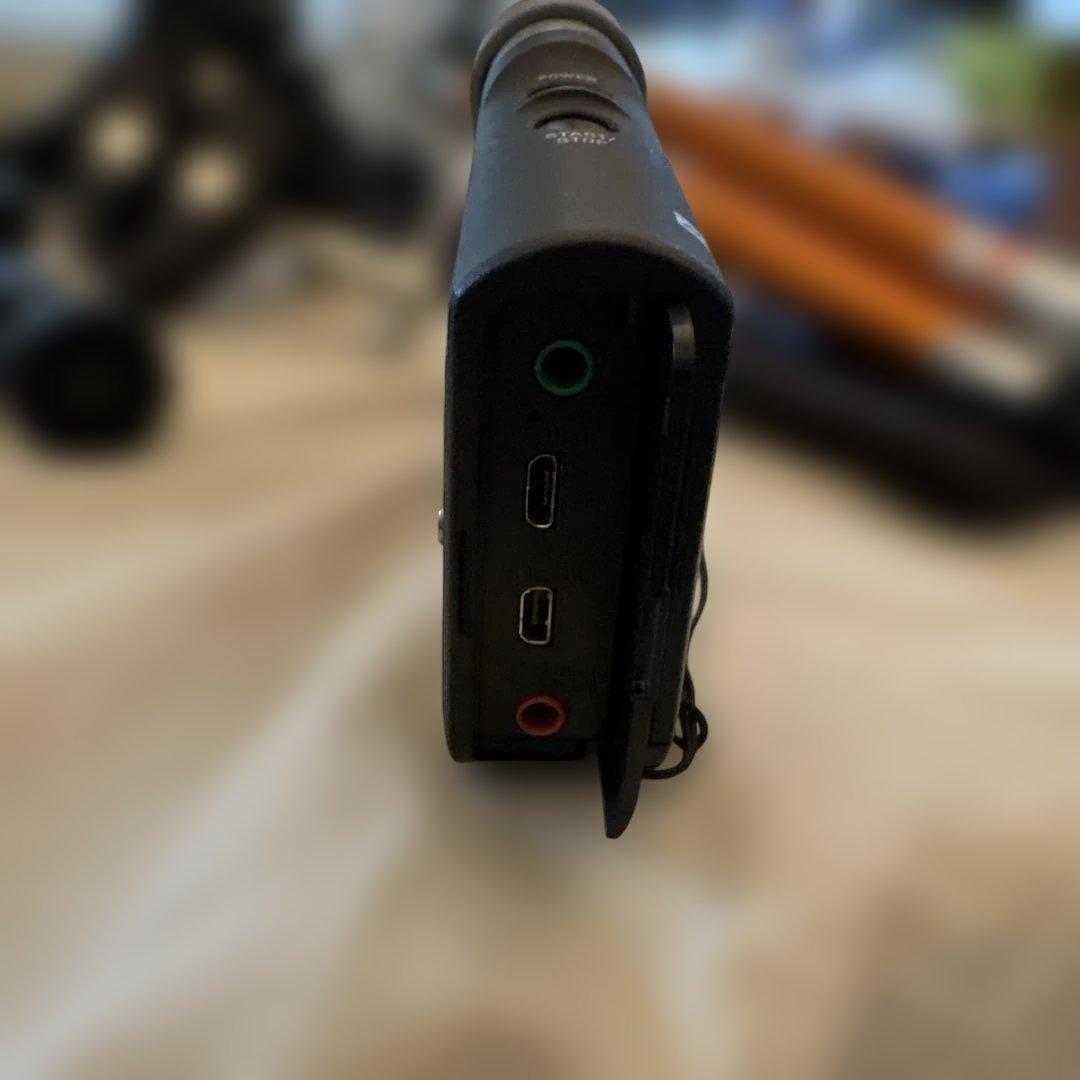 t*j様 SONY HDR-MV1 ビデオカメラ 本体