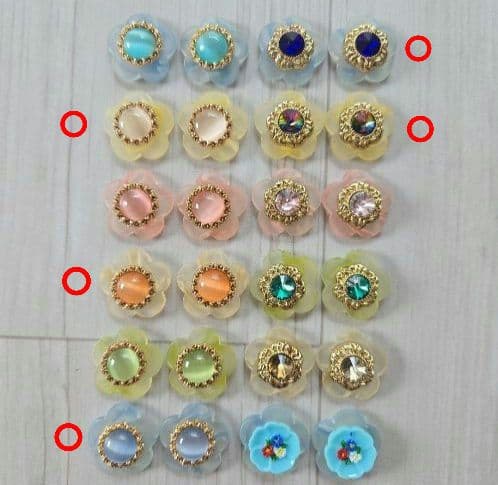 ももちゃろす様◆専用 ボタンカボション◆ハンドメイド・レトロボタンカボション