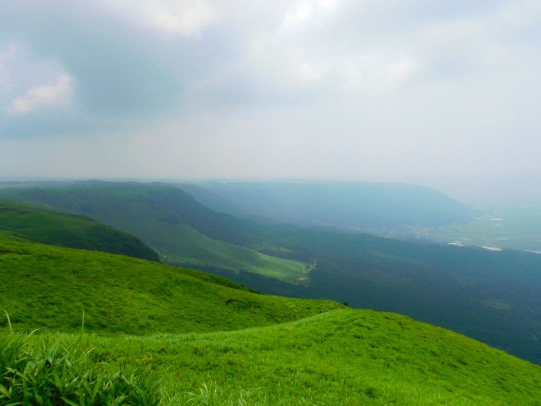 すぐ使えるセット Nikon B600 完動品　値下げしました