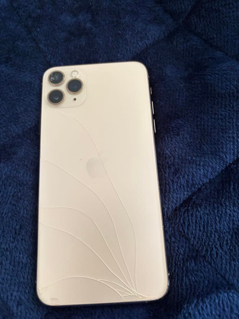 iPhone 11 promaxゴールド 本体 ジャンク品