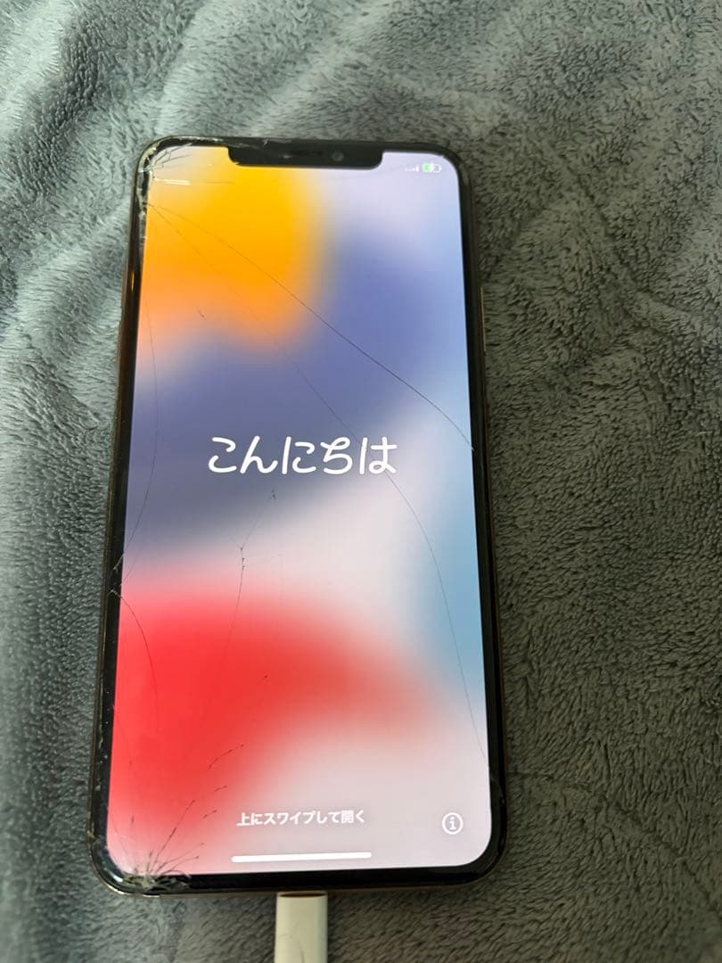 iPhone 11 promaxゴールド 本体 ジャンク品