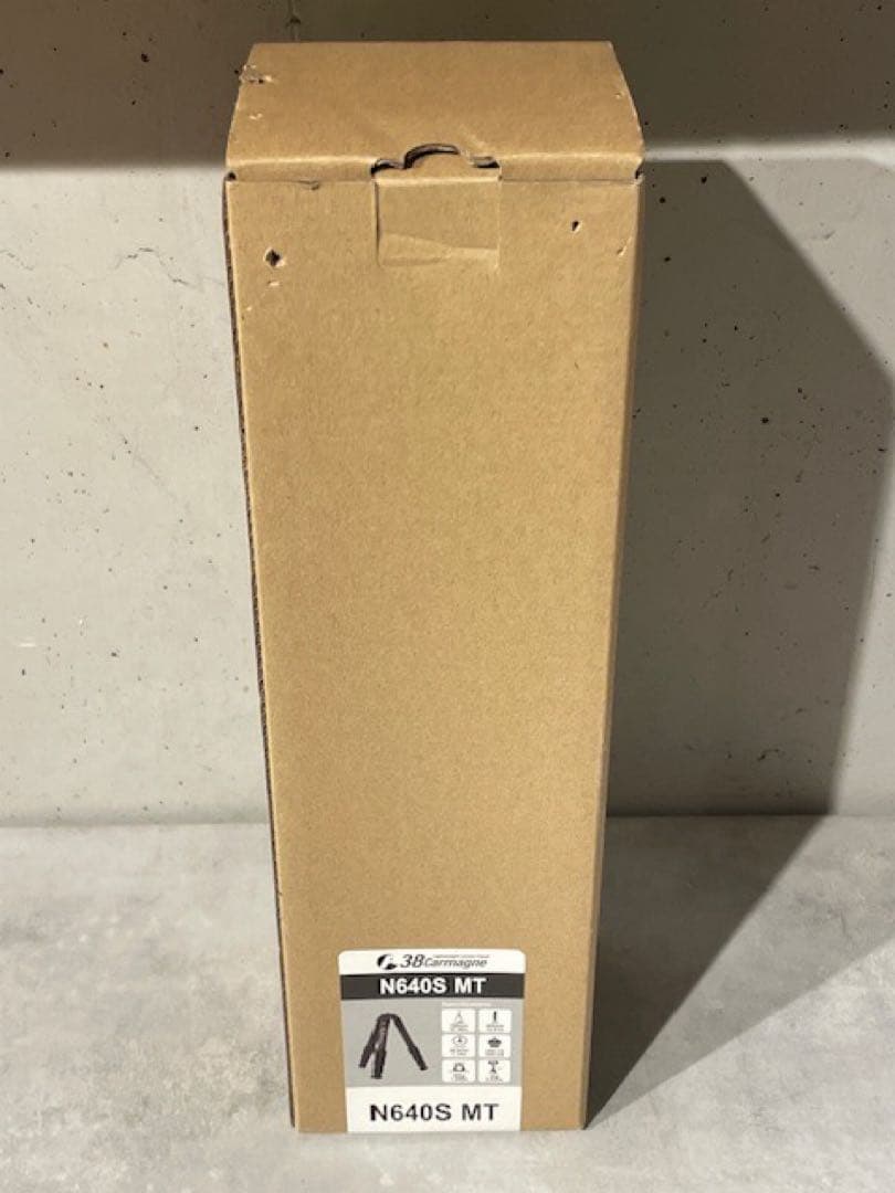 未使用■Velbonベルボン カーボン三脚38Carmagne N640S MT