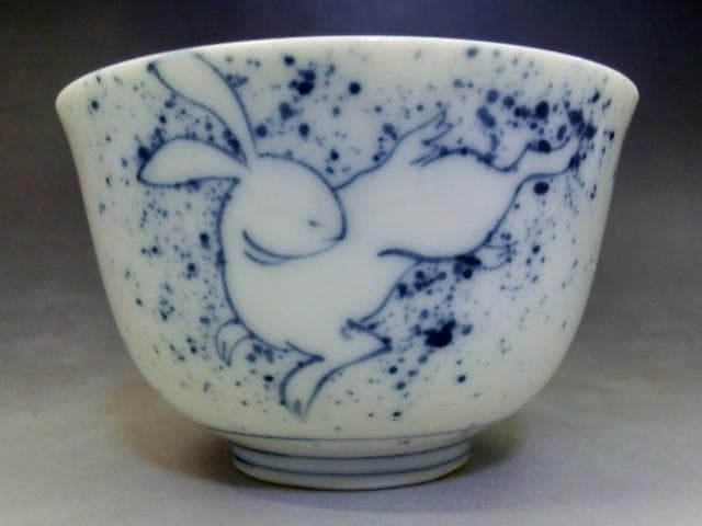 湯飲み■兎紋【和田一人造】 染付煎茶碗【野中春博】吹き墨 5客 煎茶器骨董品■