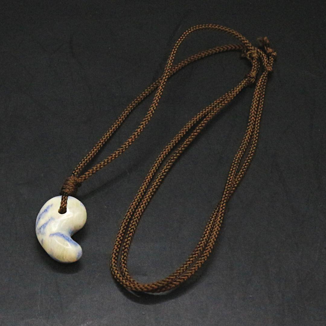 勾玉 広島県産 フェアリースキン サファイア magatama122