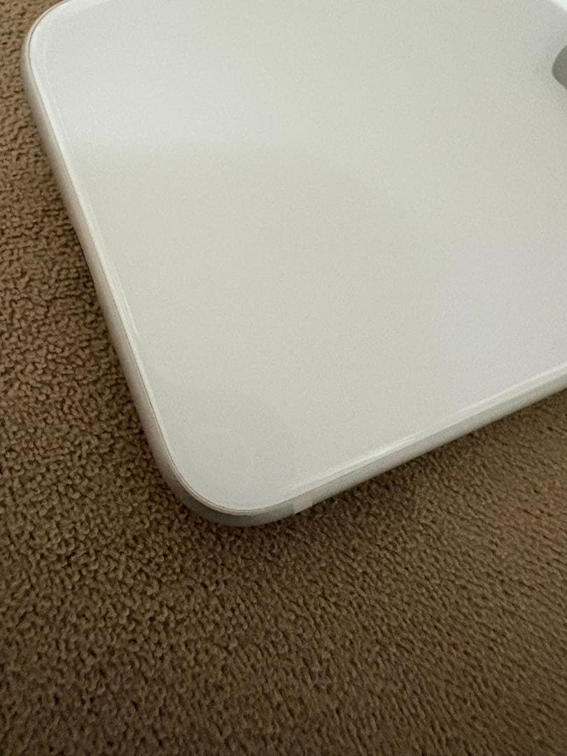 【美品】iPhone SE 第2世代 (SE2) 128GB ホワイト