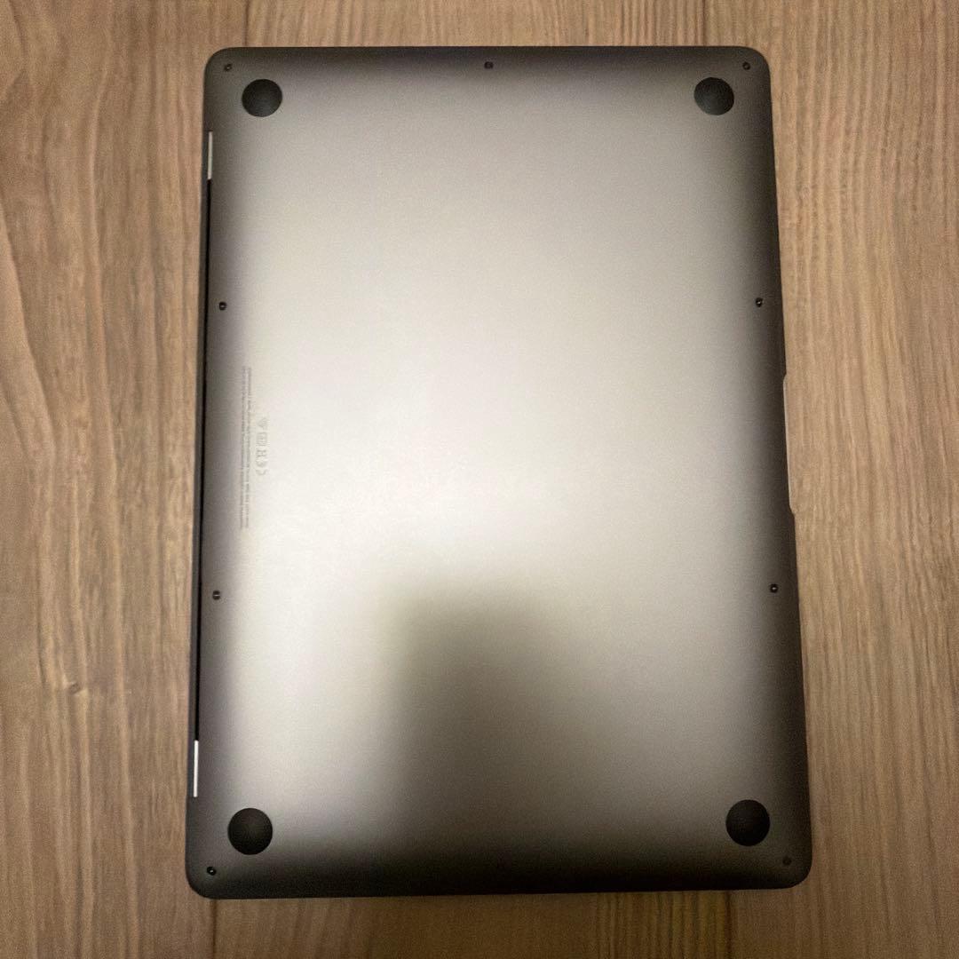 超美品 Apple MacBook Air 13 M1 16GB 256 GB