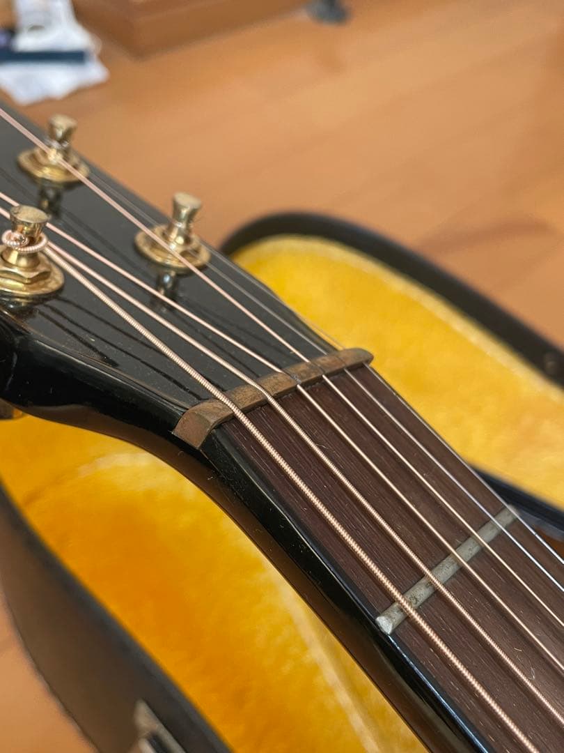 アコースティックギター YAMAKI 黒 ハードケース付き