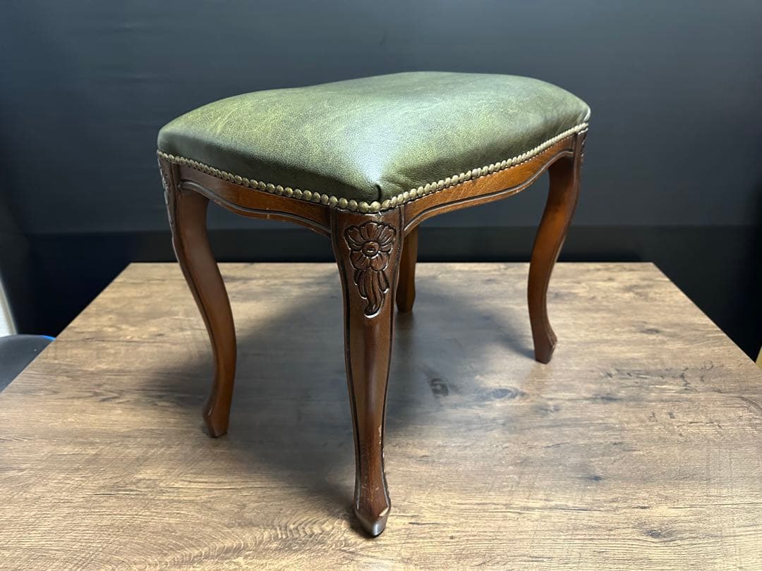 イタリア製　猫脚　スツール