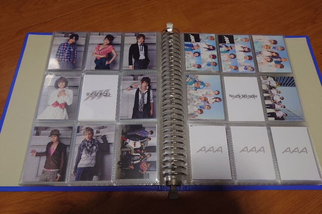 AAA　シングル　トレカ