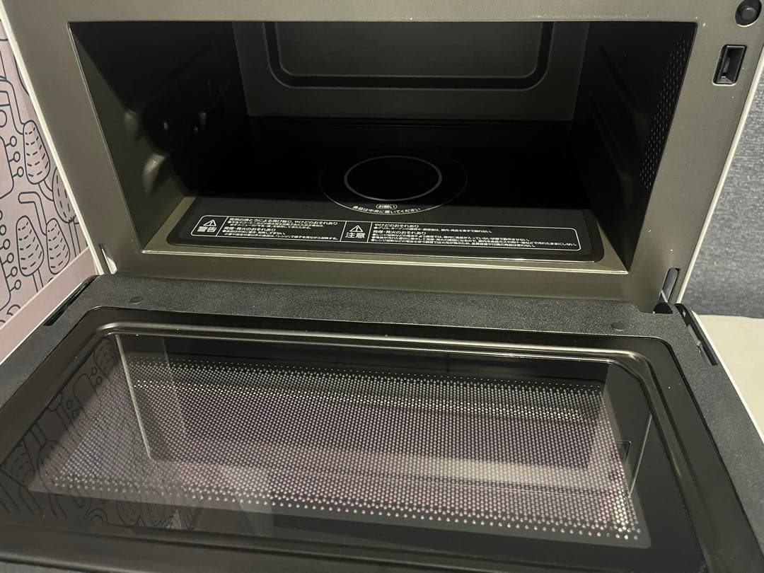 【2022年製・美品】アイリスオオヤマ　オーブンレンジ MO-F1808-CW