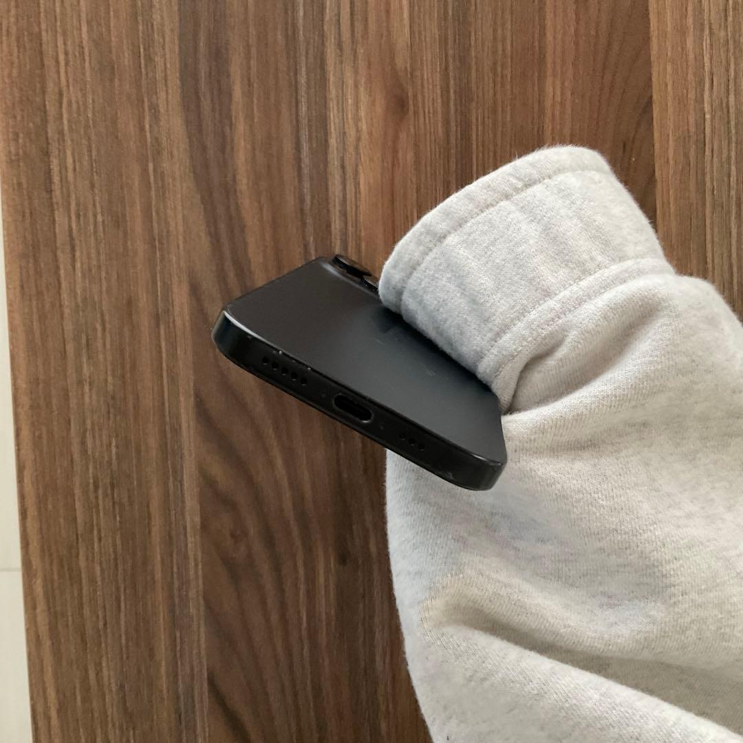 【最大91%ガラスフィルム付】iPhone15 256GBブラックSIMフリー