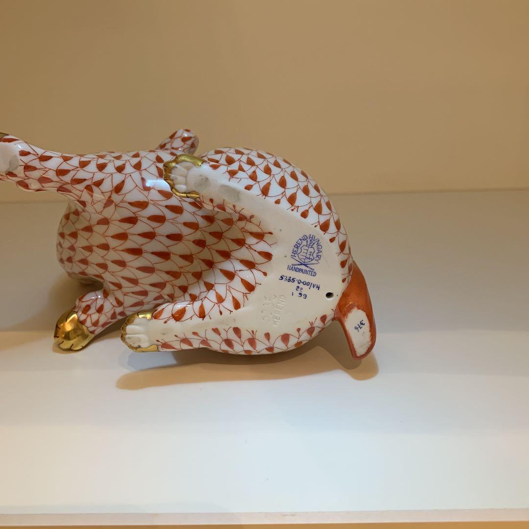 ヘレンド フィギュリン 赤いうさぎ　置物