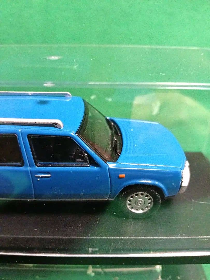 1/43Nissan フィガロ & ラシーン ミニカーセット