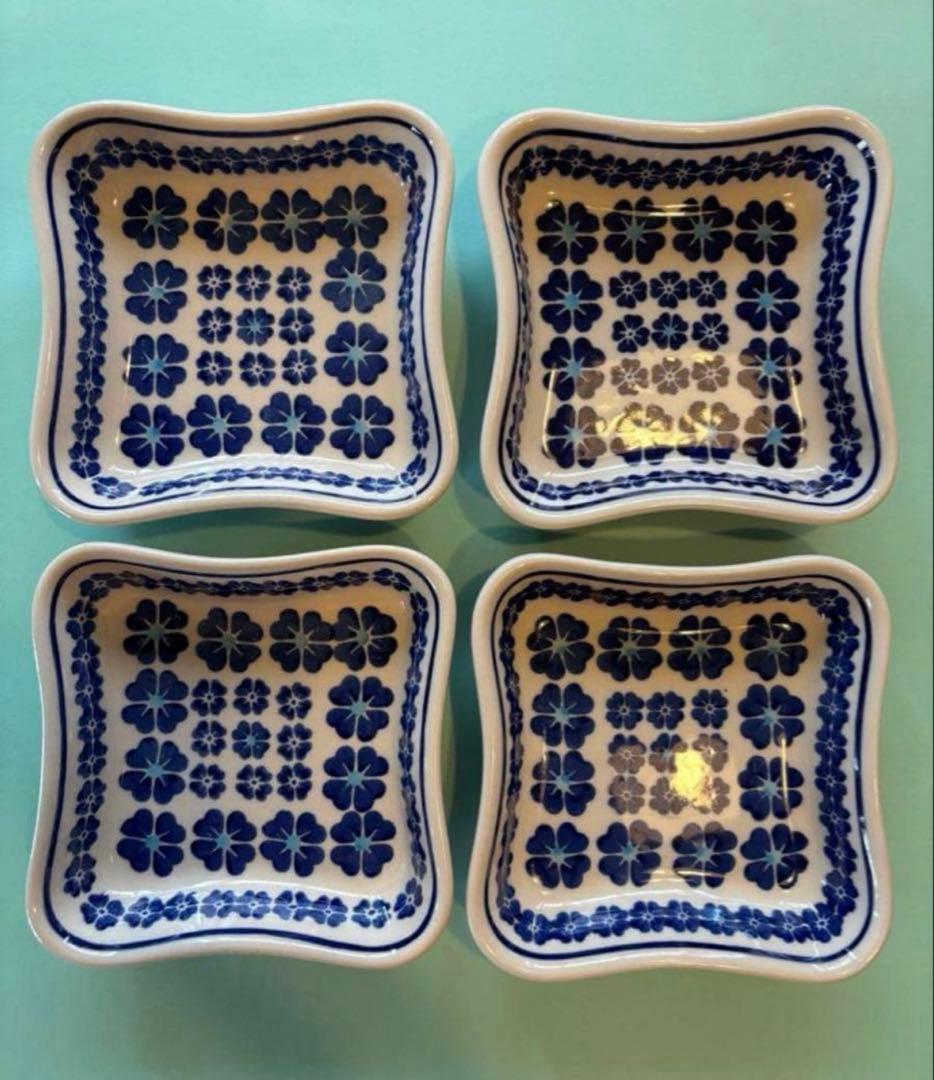 セラミカ食器　スクエア4枚　マグカップ1個