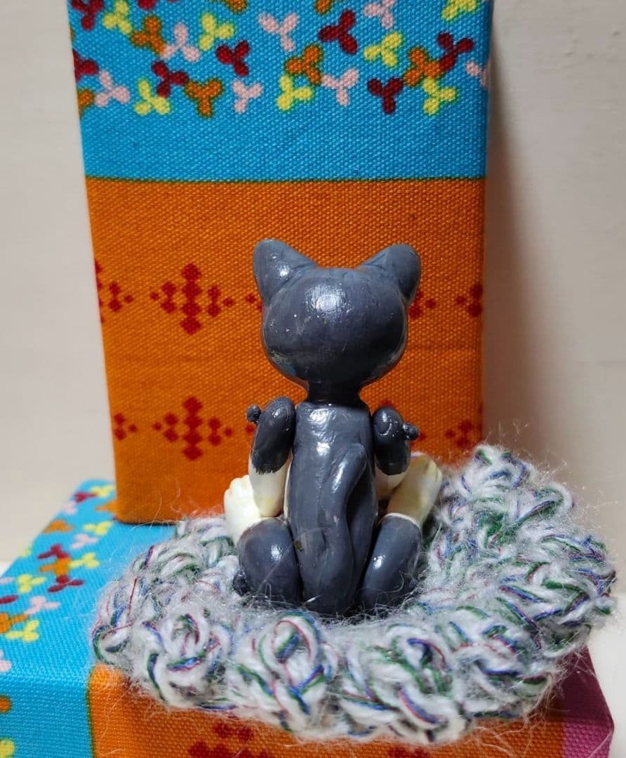 猫ちゃん人形　グレー ハチワレ ビスクドール風　ミニョネット ミニチュアドール