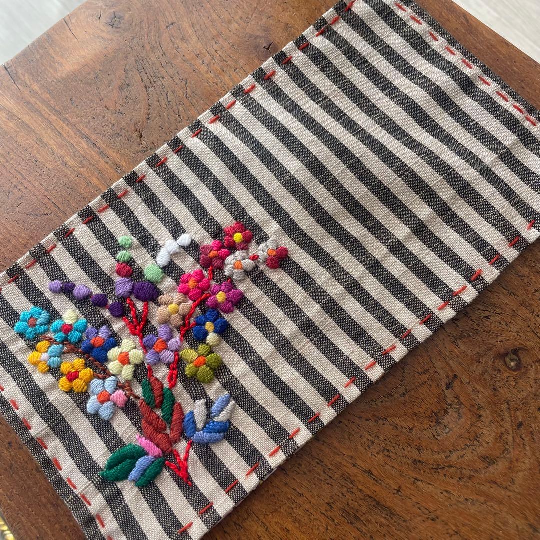 【 La Renaissance 】会津ストライプ 咲き誇る小花 祈り刺繍マット